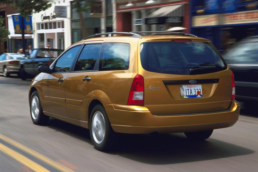  Ford Focus Wagon 1999 года  (фото 50 из 75)